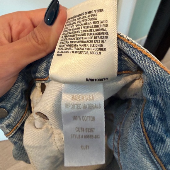 AGOLDE | Riley High Rise Straight Crop Jeans Distressed - Picture 4 of 5